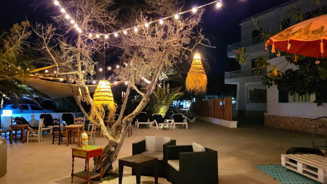 Hotel Tagomago San Antonio  Bagian luar foto