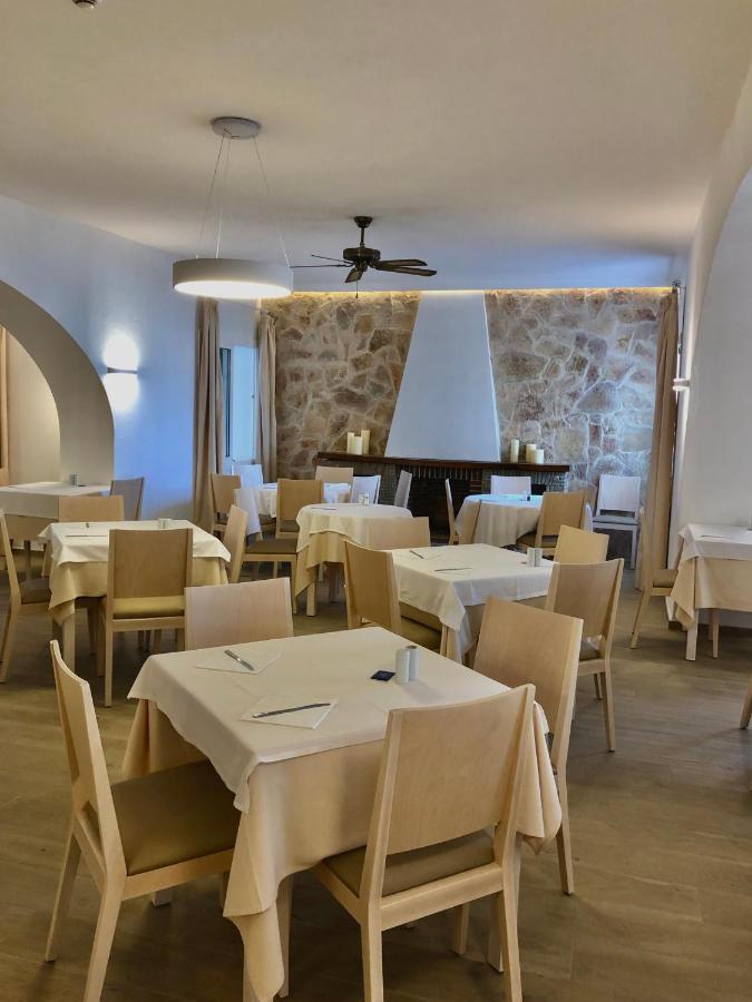 Hotel Tagomago San Antonio  Bagian luar foto